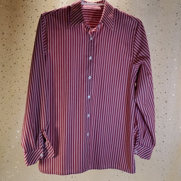 Foxcroft Tops - Foxcroft full button up blouse M
